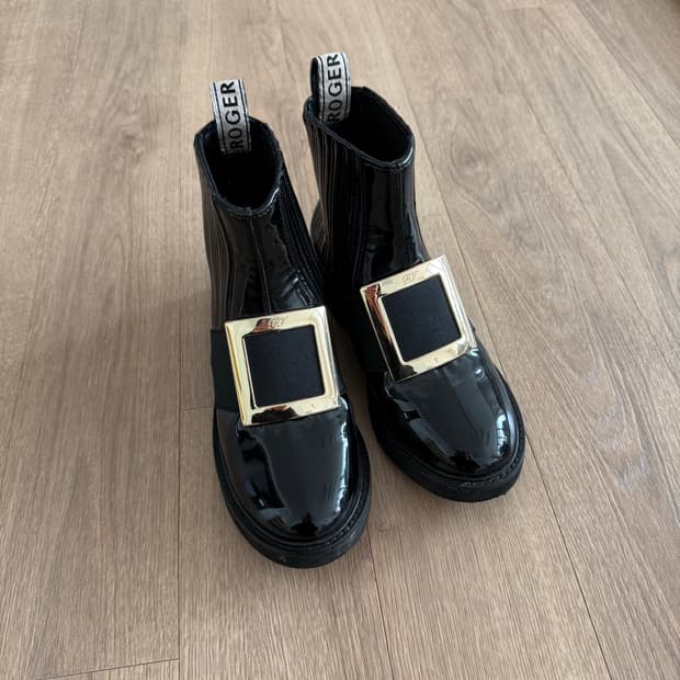 로저비비에 첼시 부츠 230