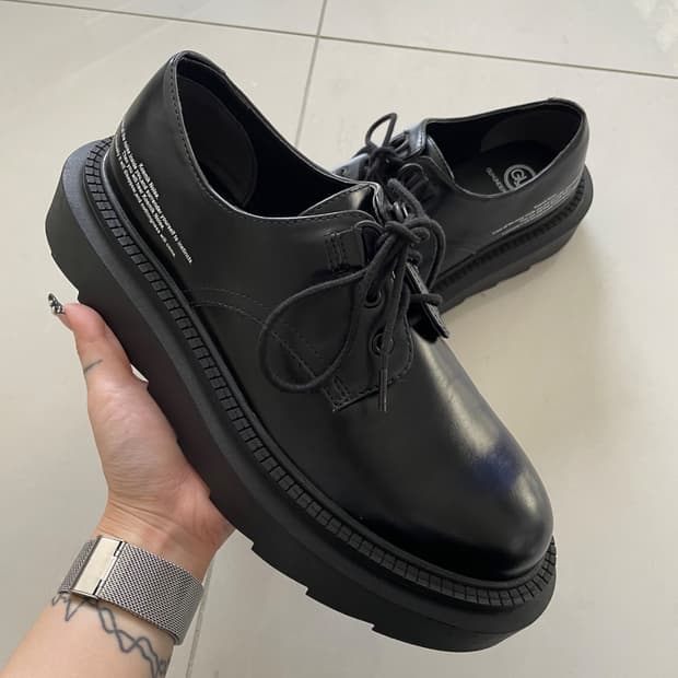 shirk sole derby shoes