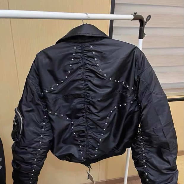 떠그클럽 윙리스 항공점퍼 블랙