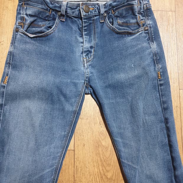 에비수 청바지 30인치입니다