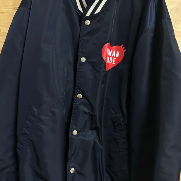 휴먼메이드 바시티 자켓