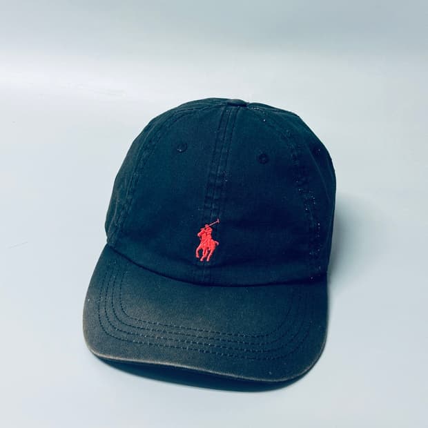 폴로 랄프 로렌(Polo) 클래식 포니 로고 코튼 볼캡 (블랙/레드포니)