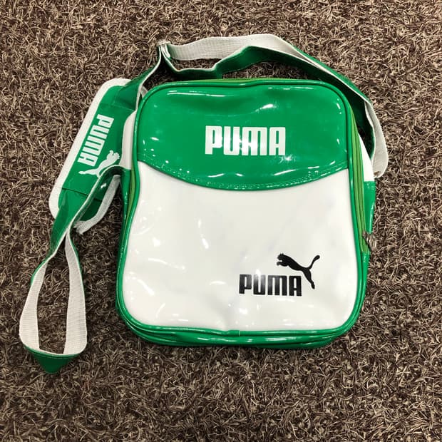 푸마 에나멜 숄더백