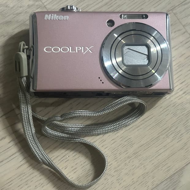 니콘 s620 핑크디카 부품용