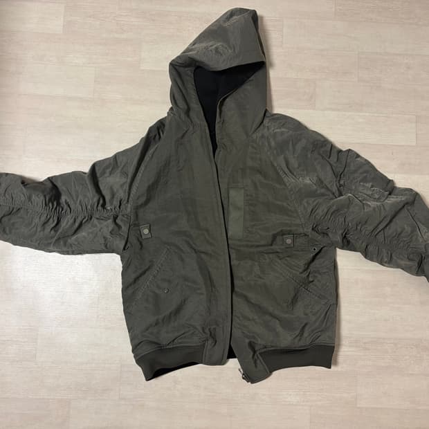 songzio 옴므 양면 후드 집업 (사이즈95)