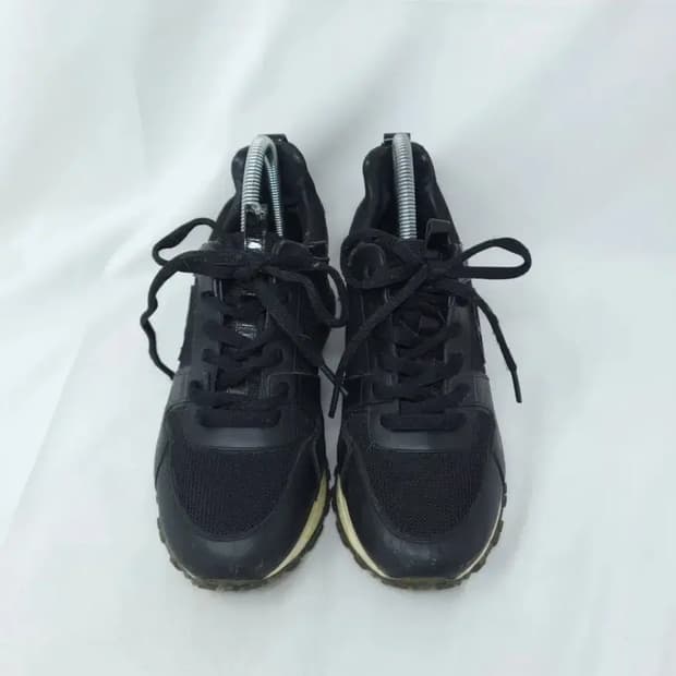 루이비통 스니커즈 블랙 230mm 정품