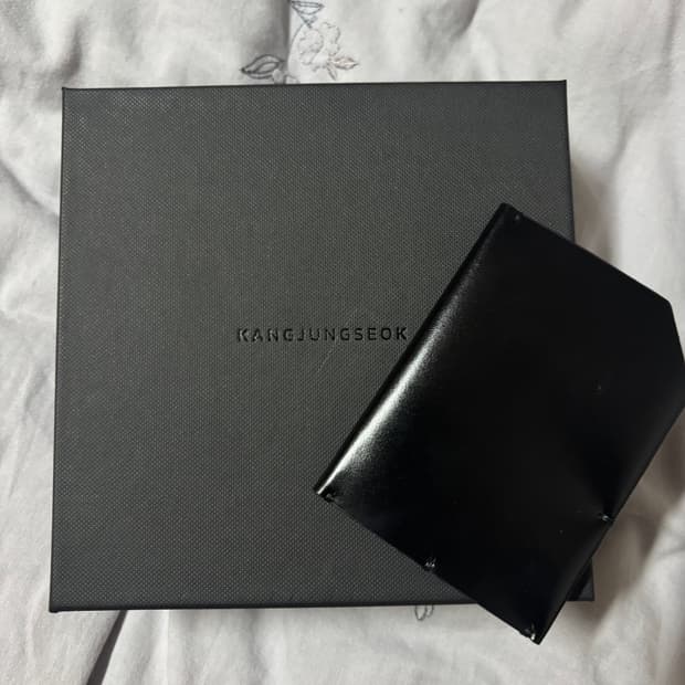 강정석 Permanent Leather Wallet