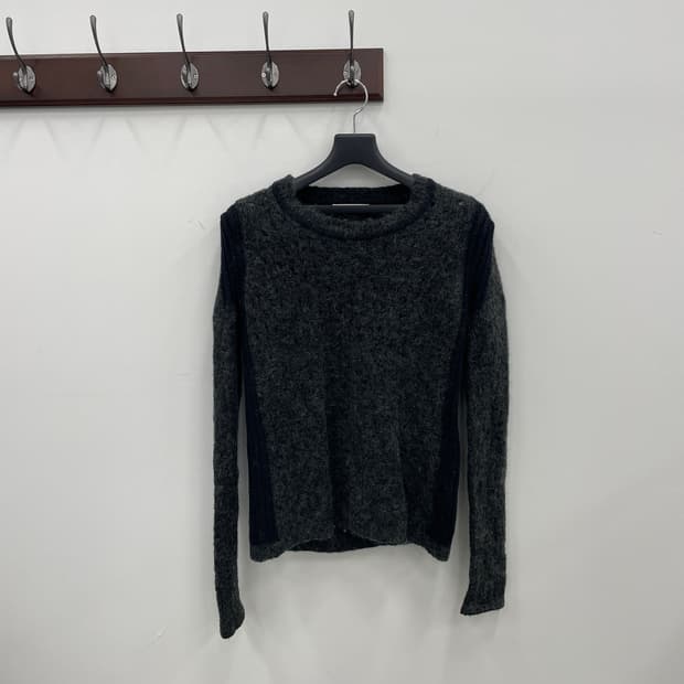 끌로에 모헤어 니트 스웨터 블랙