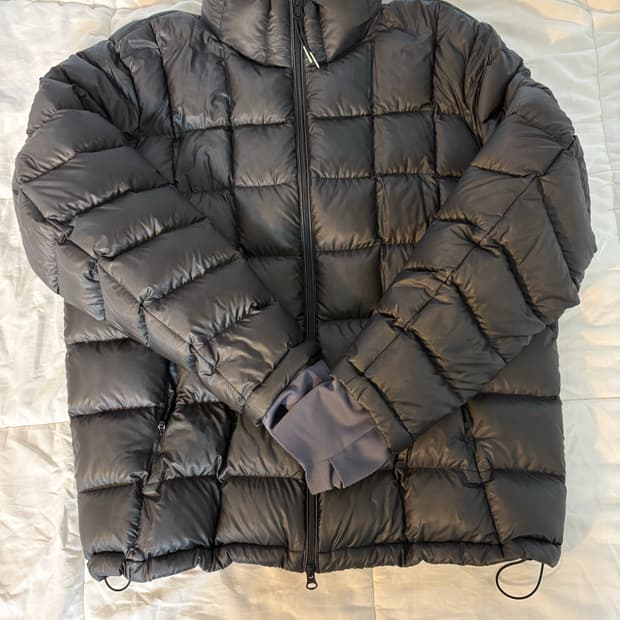 999휴머니티 패딩 블랙 3size