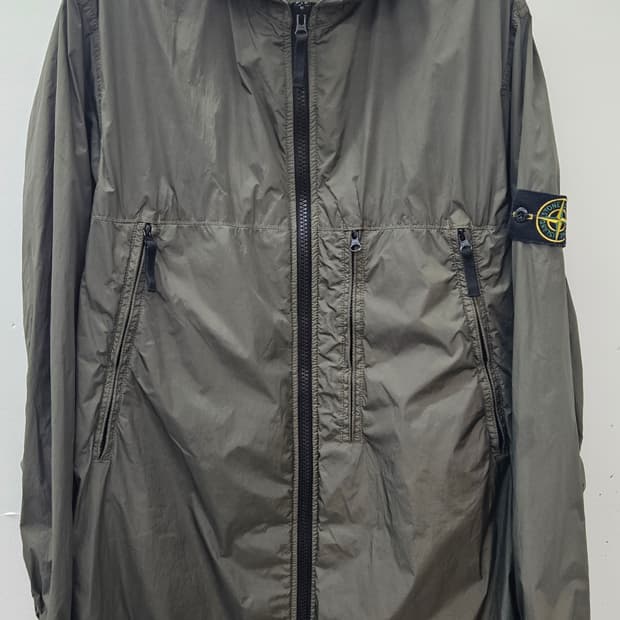 스톤아일랜드 가먼트다이 크링클랩스 카키코트( XL)
