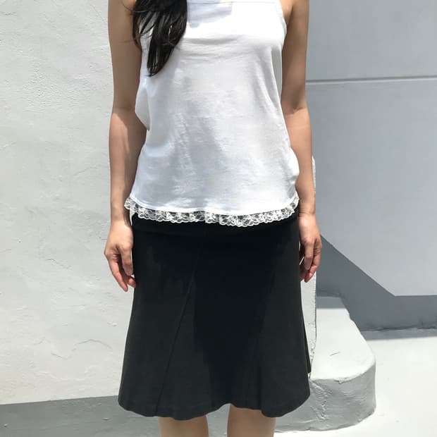 레이스 민소매