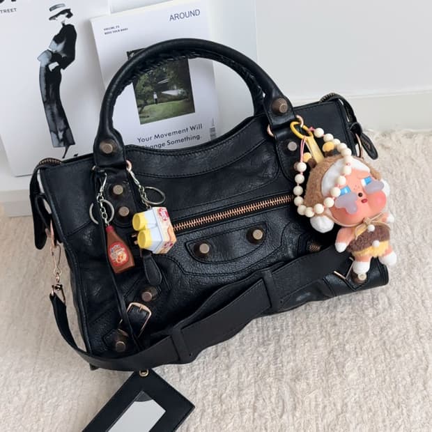 발렌시아가 자이언트 시티 모터백 (블랙+로즈골드)