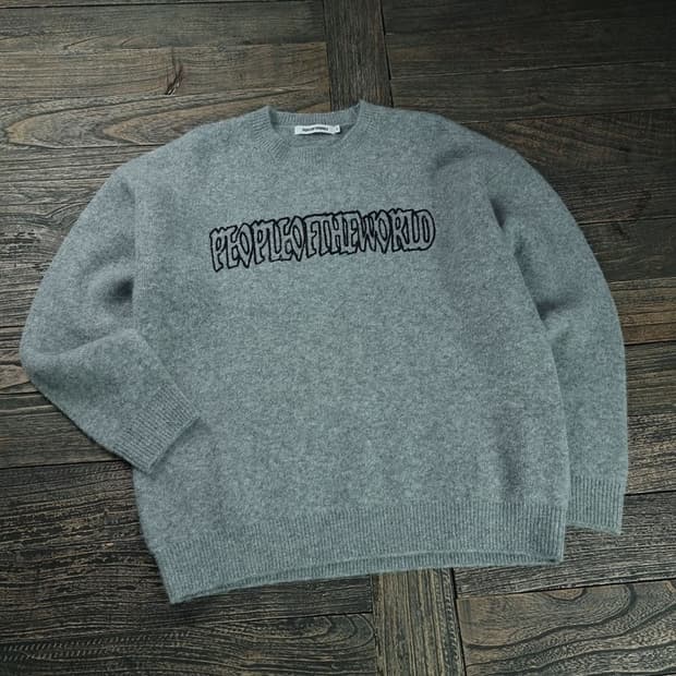 [피플오브더월드] 빅로고 쟈카드 오버핏 니트 그래이 M18843