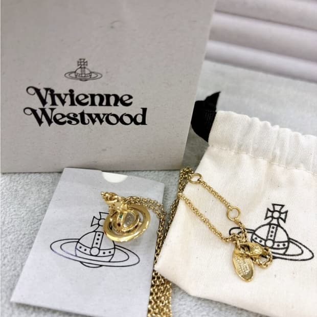 ✨ Vivienne Westwood 정품 목걸이 ✨

