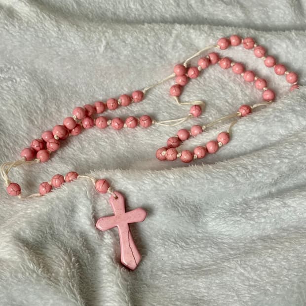 딸기우유 컬러 로자리오 원석