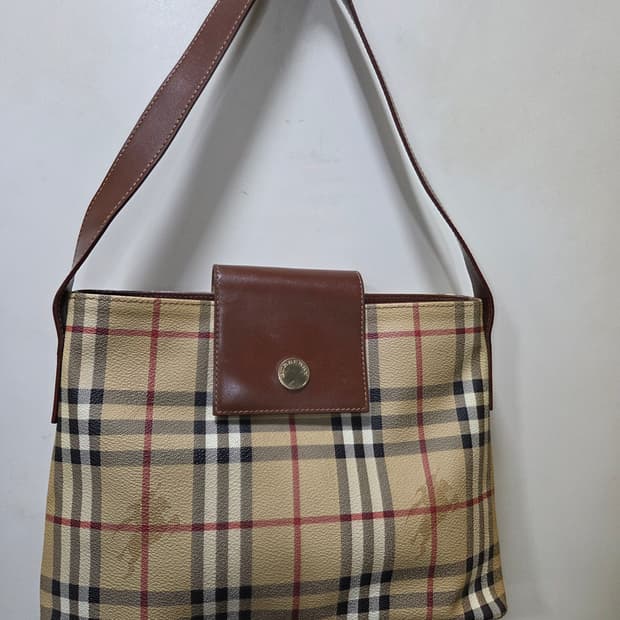 버버리 노바체크 숄더