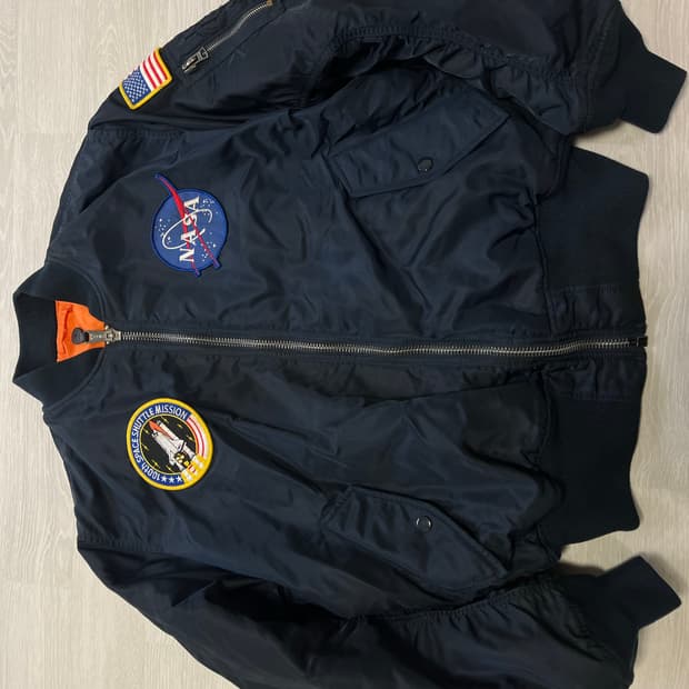 알파인더스트리 항공점퍼L-XL