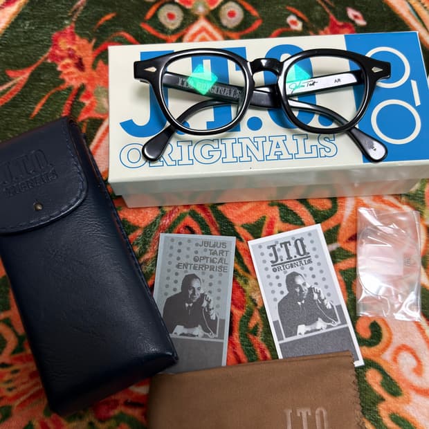 줄리어스 타르트 옵티컬 ar 뿔테안경