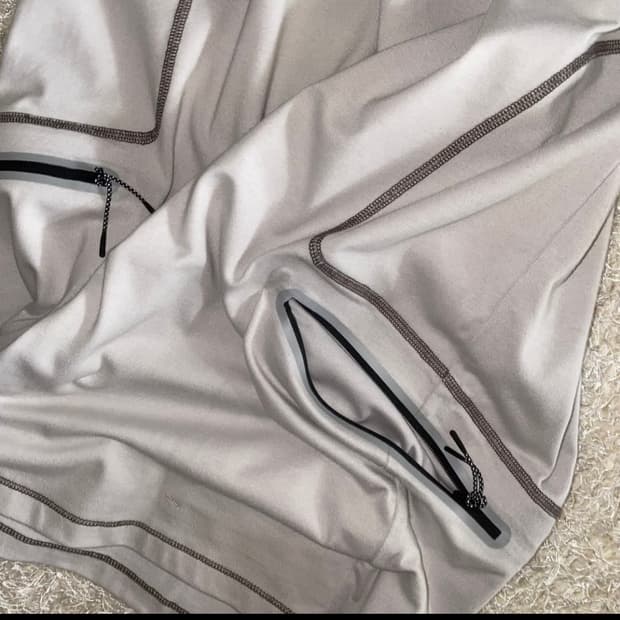 J EONGL I 콘트라스트 스티치 t-shirts grey