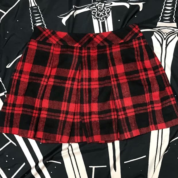 빈티지 체크 패턴 레드 스커트