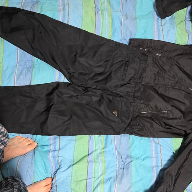 프라다 윈드 판매