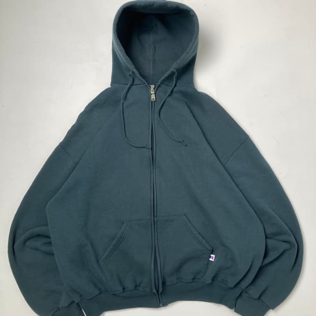 90s Russell Zip Up Hoodie (sage green)