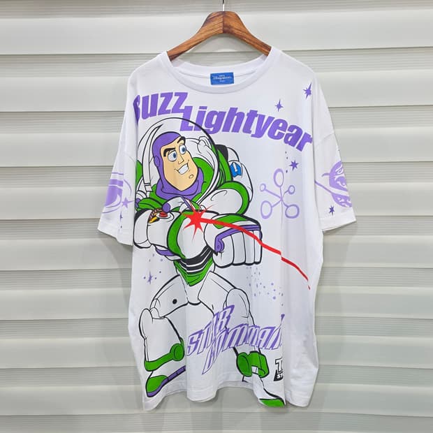 도쿄 디즈니 토이스토리 반팔티- XL정도