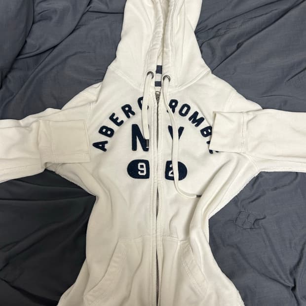 아베크롬비 슬림핏 화이트 대장템 