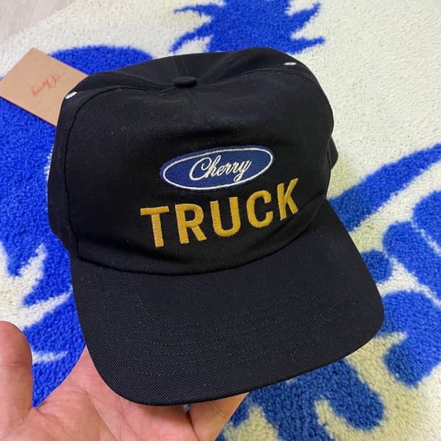 Cherry LA truck cap 모자