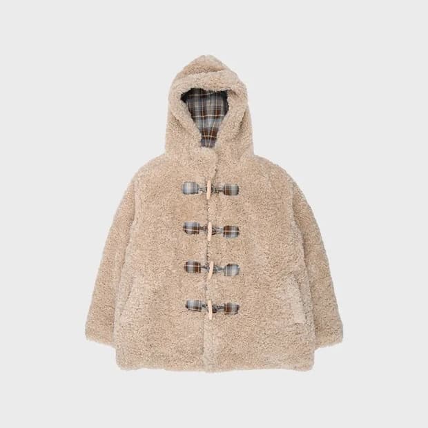 더뮤지엄비지터 퍼 자켓