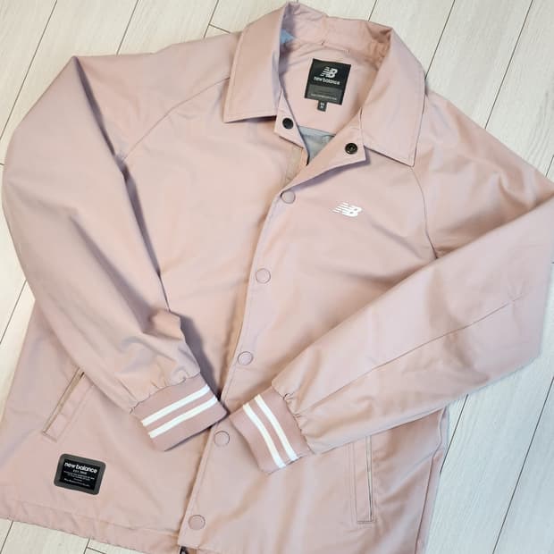 새상품급)뉴발란스 UNI 클래식 코치 여성 자켓 (NBNA713023) 