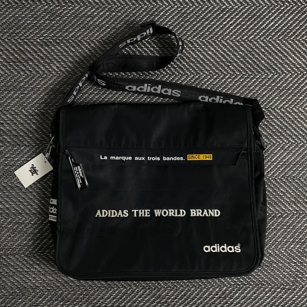 아디다스 올드스쿨 스펠아웃 메신저 크로스백o 2844