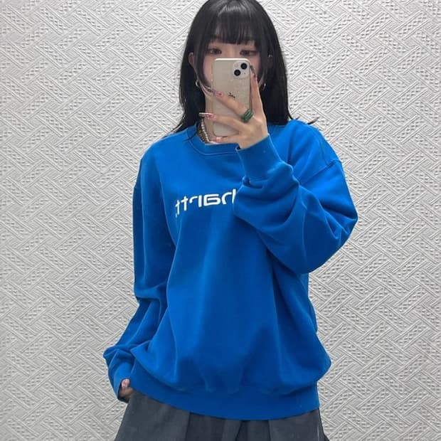 칼하트 올드스쿨 레트로 Y2K 00's 코발트블루 맨투맨 L C11699