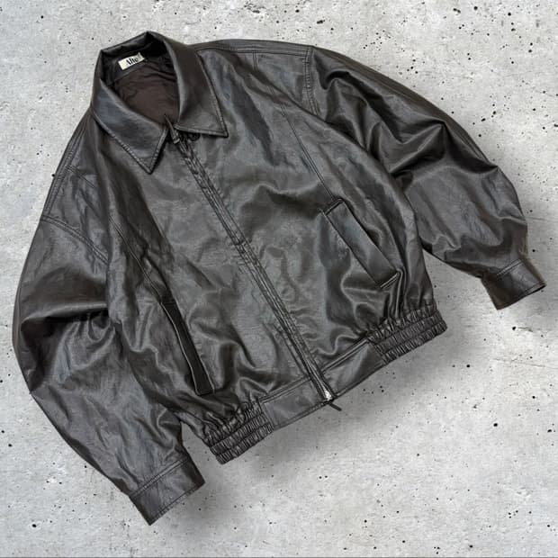 알테 Alte 브라운 레더 봄버 자켓 D175