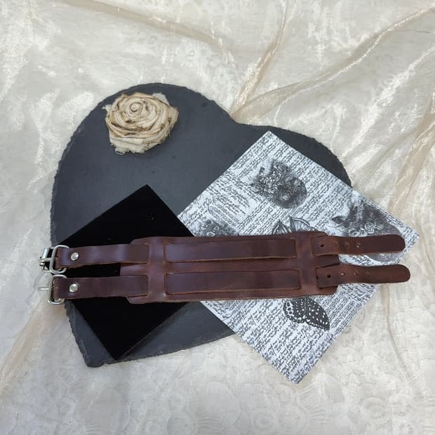 빈티지 와인 브라운 쇠가죽 팔찌