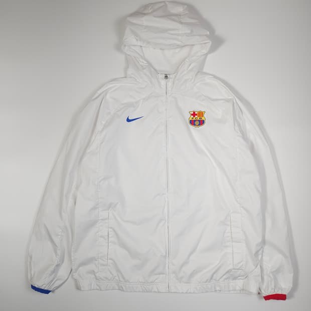나이키 바르셀로나 화이트 바람막이 