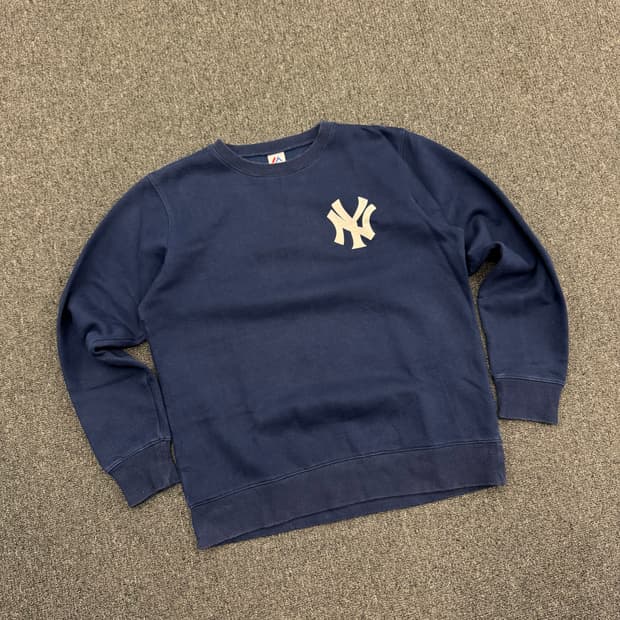 마제스틱 빈티지 뉴욕 양키스 네이비 스웻셔츠