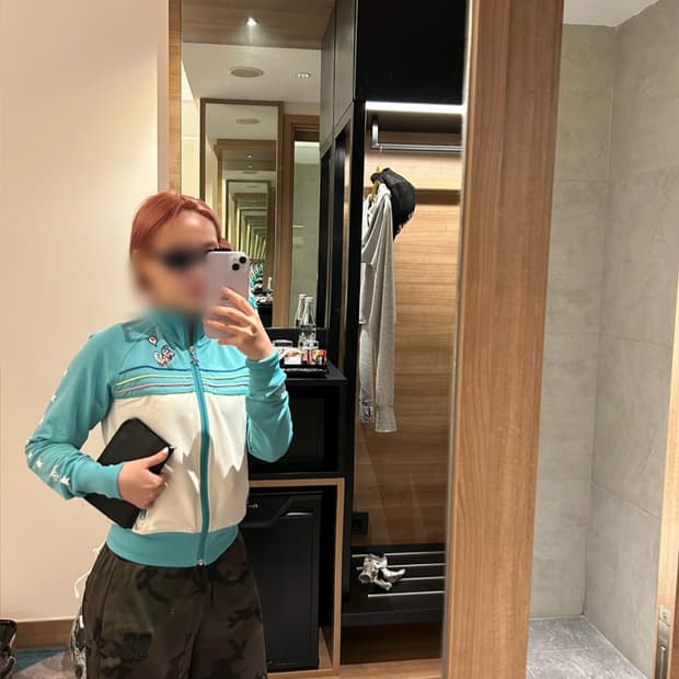 Vintage y2k zip-up