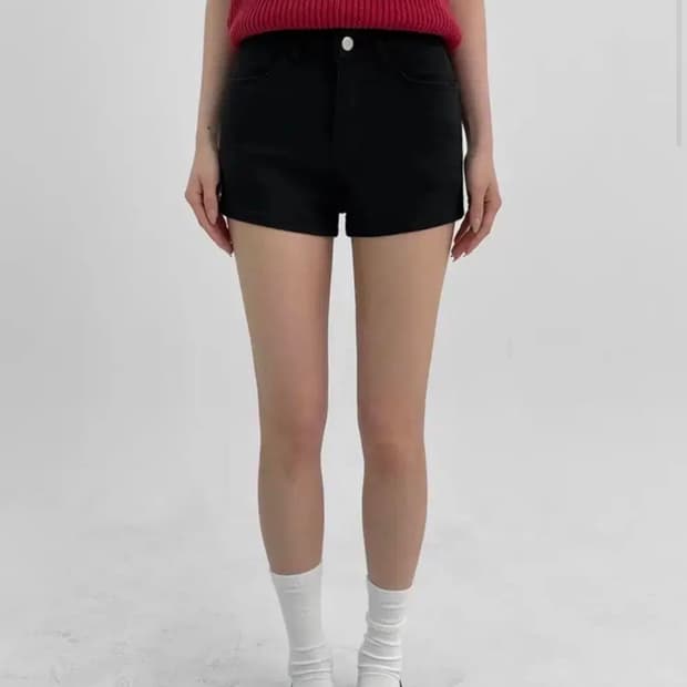 (택O) 블랙업 리프린 코튼 숏팬츠 M