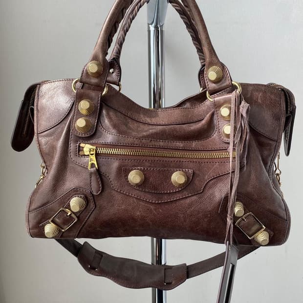 발렌시아가 자이언트 모터백