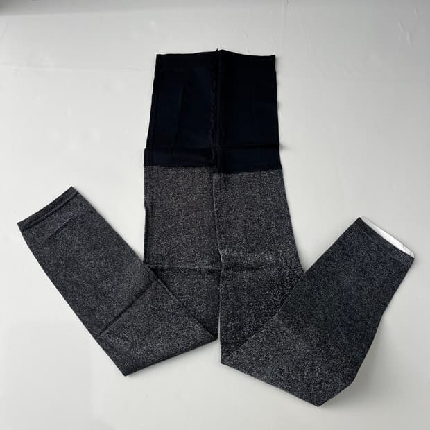 유니클로 블랙 실버펄 80데니어 레깅스