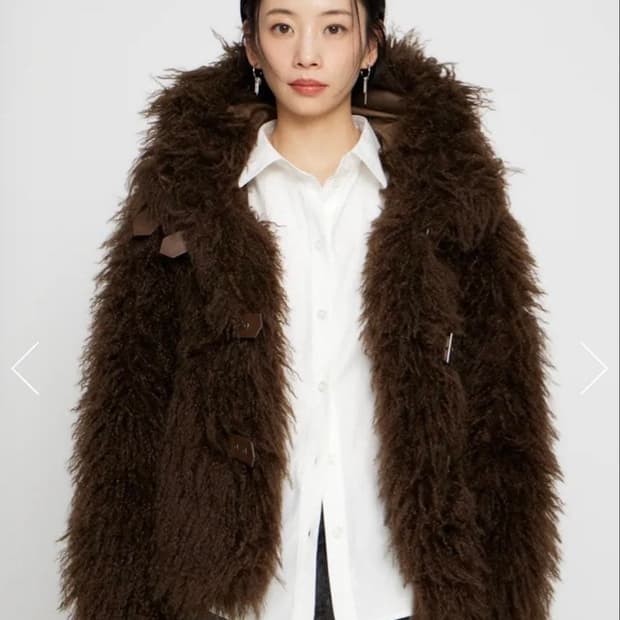 laguagem 라구아젬 long faux fur belted