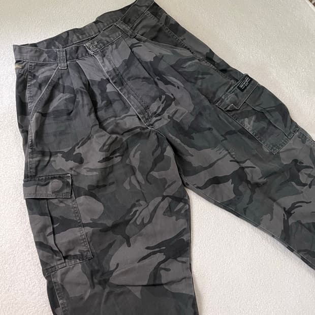 랭글러 카모 카고팬츠 그레이 31size