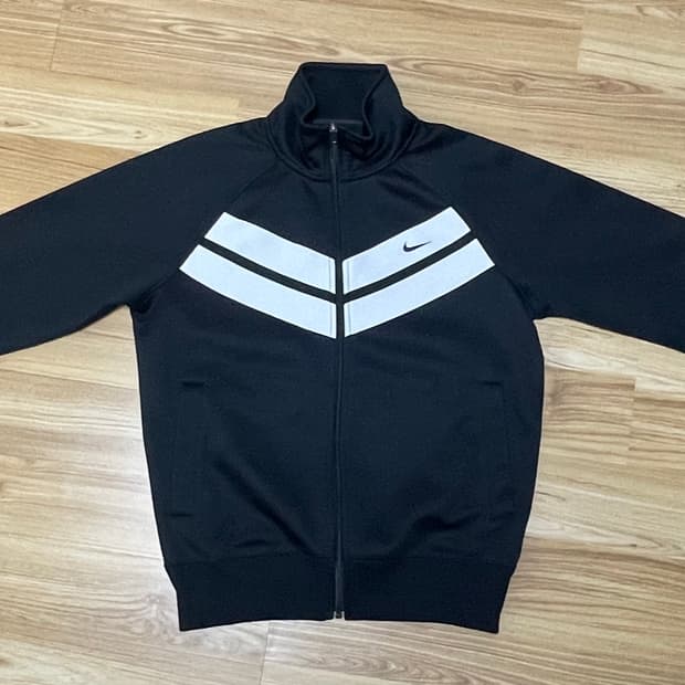 나이키 윈드러너 져지