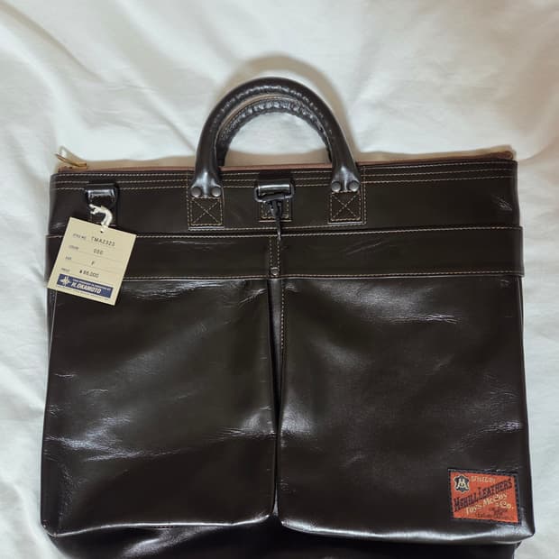 토이즈 맥코이 헬멧백 브라운