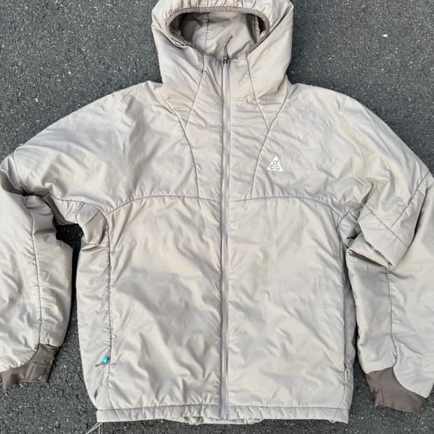 나이키 ACG 써마핏 로프 드 도프 문 파슬 Nike 프리마로프트 패딩