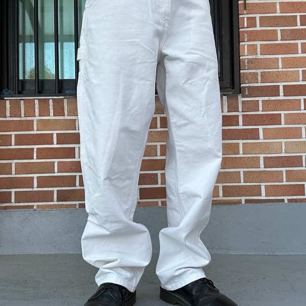 (32)CarharttWip 싱글니 팬츠 화이트