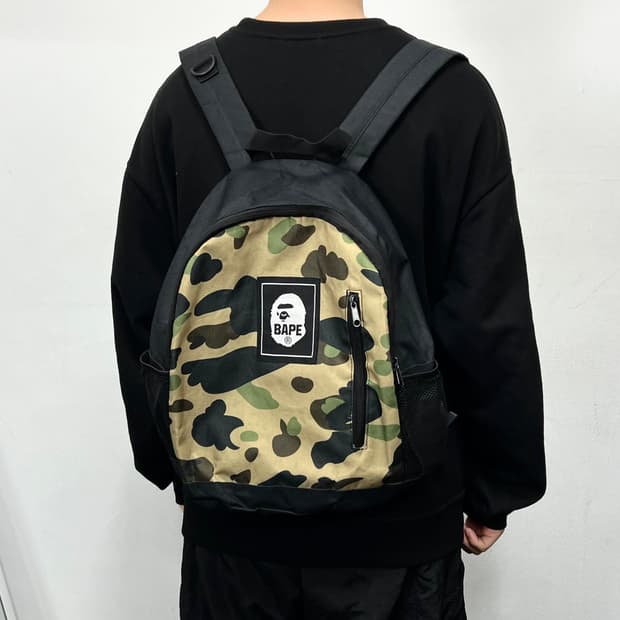베이프 사루 로고 카모플라주 백팩