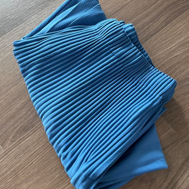 옴므플리세 크롭 팬츠 블루 3