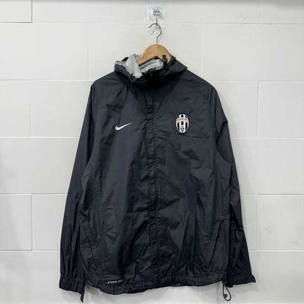 나이키 유벤투스 바람막이